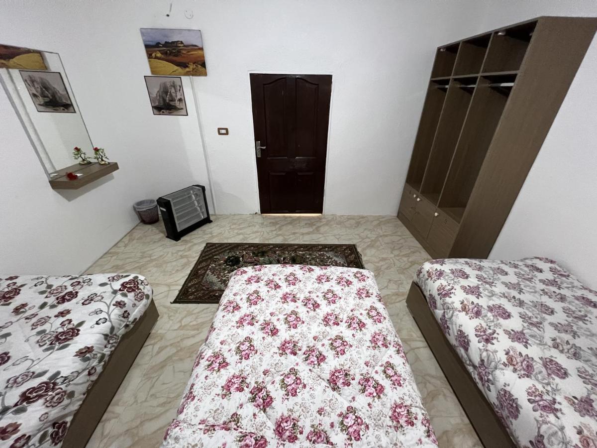Z3 Hostel Wadi Musa Exteriör bild