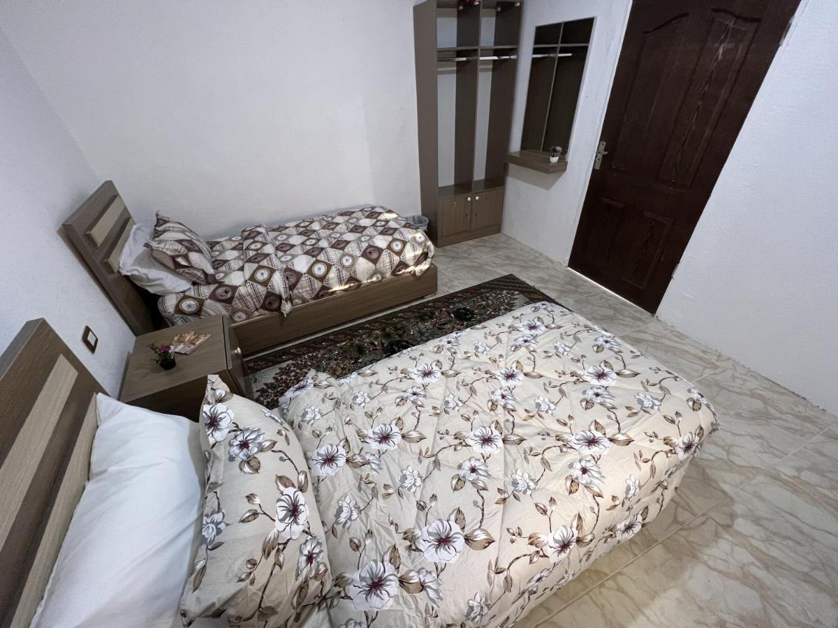 Z3 Hostel Wadi Musa Exteriör bild